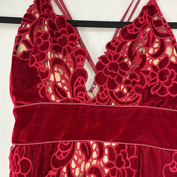 Free People NWT Velvet Dress Size L - Picture 2 of 11